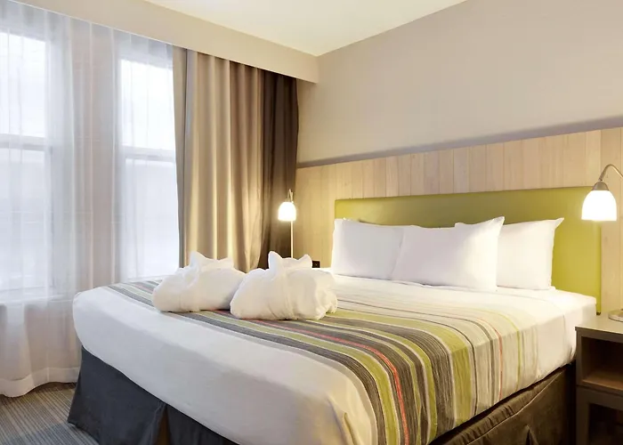 Hotel Country & By Radisson, At Mall Of America, Mn Bloomington