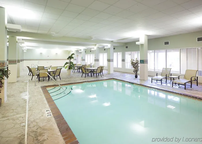 Hotel Country & By Radisson, At Mall Of America, Mn